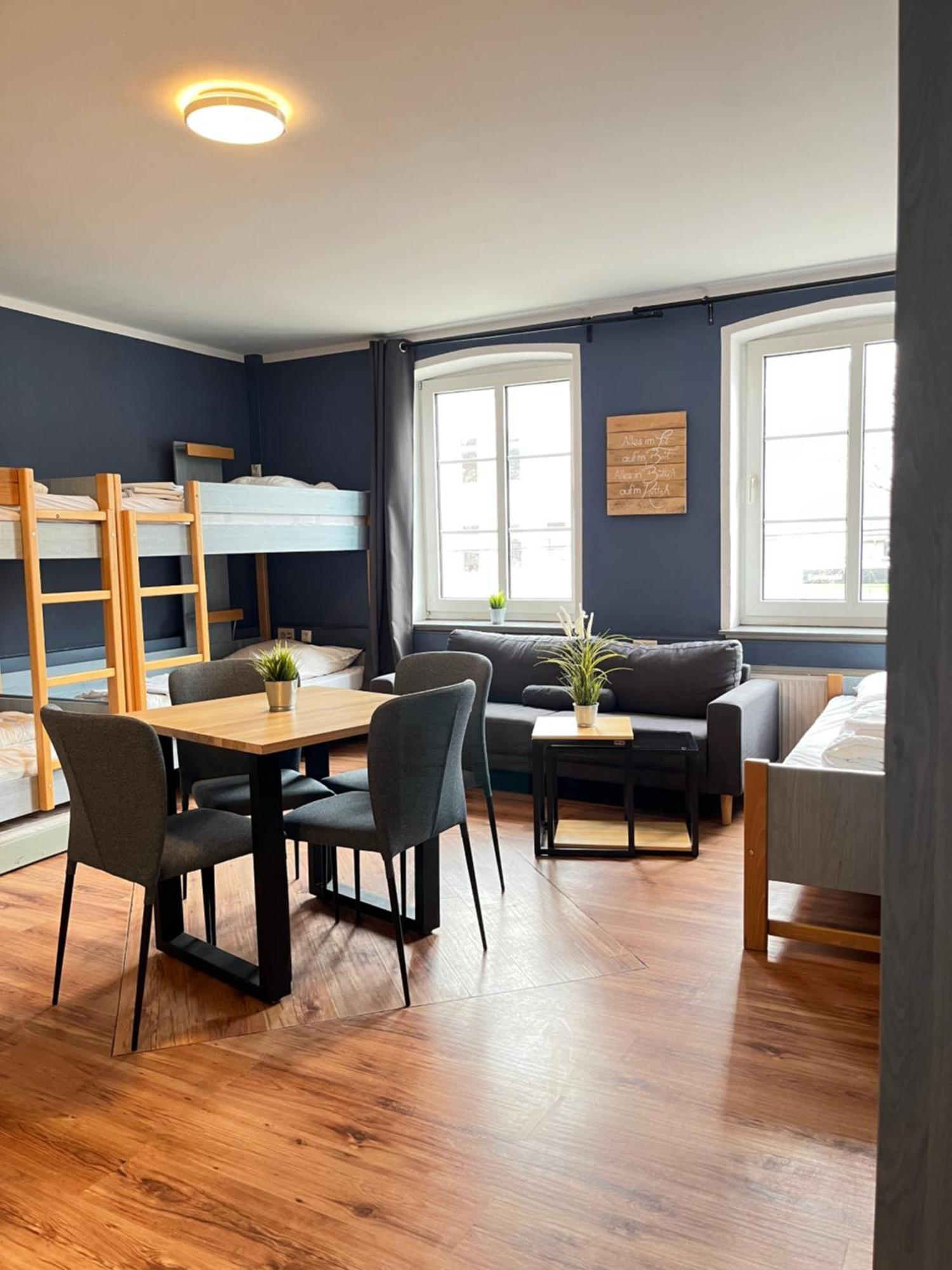 Blue Doors Hostel KTV Rostock Buitenkant foto